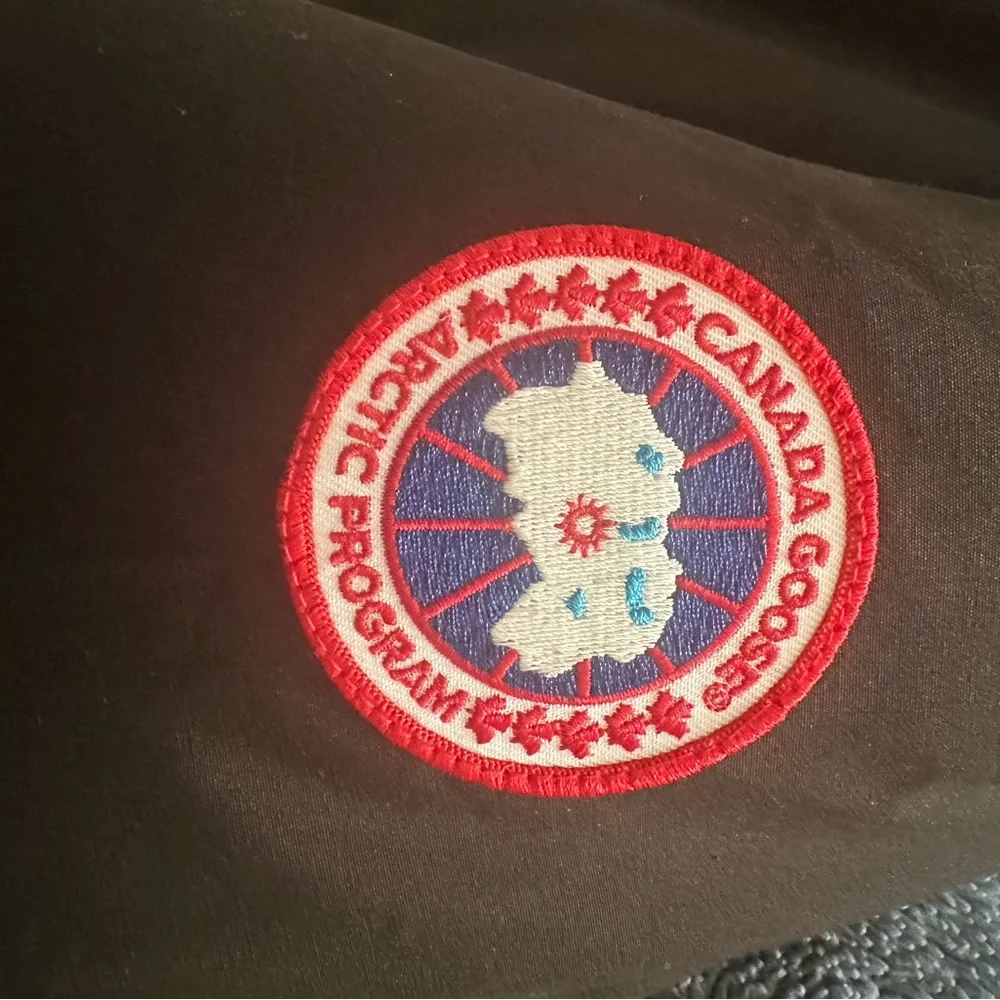 Canada Goose Black Jacket with Red and Blue Logo - Picture 5 of 6